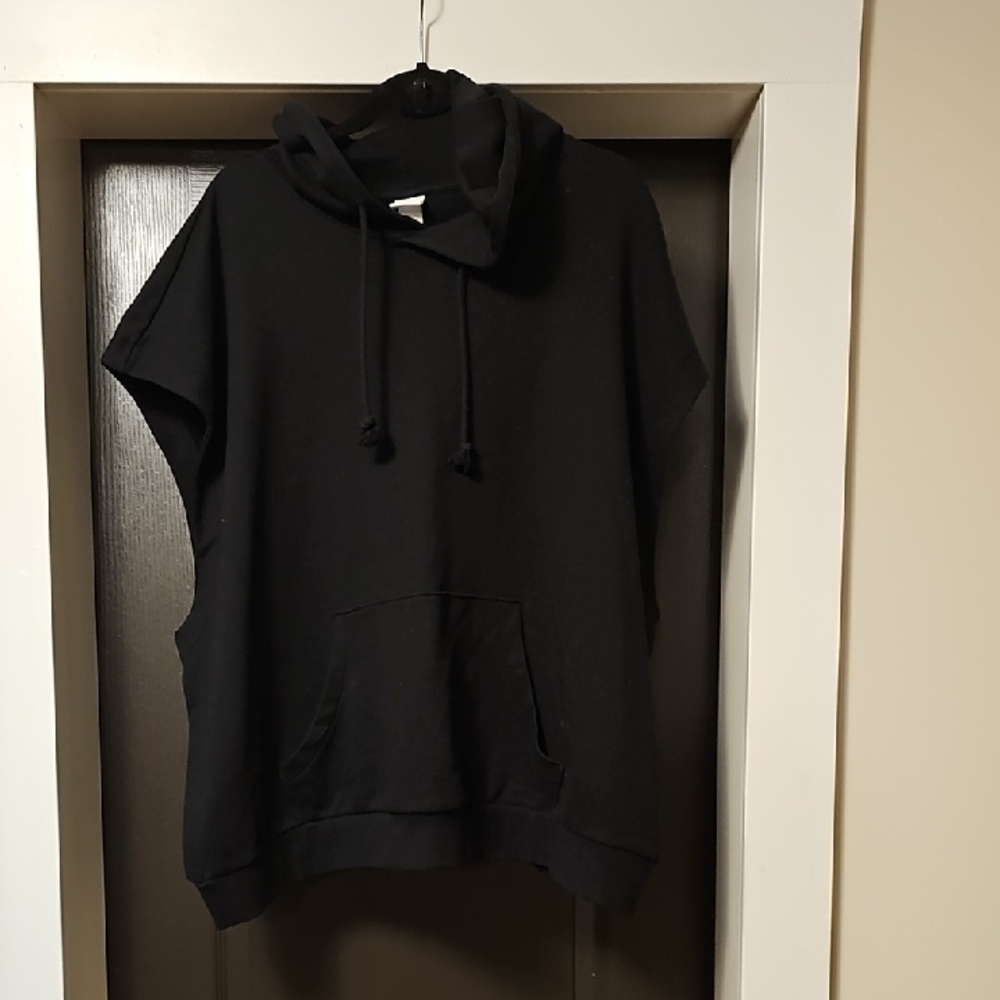 H&M Black Sleeveless Hoodie Tank